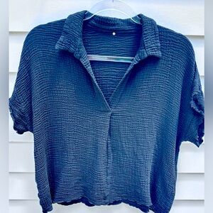 AqC Clothing - Black Pullover Top. Size 1. **JOGGERS SOLD SEPARATELY**